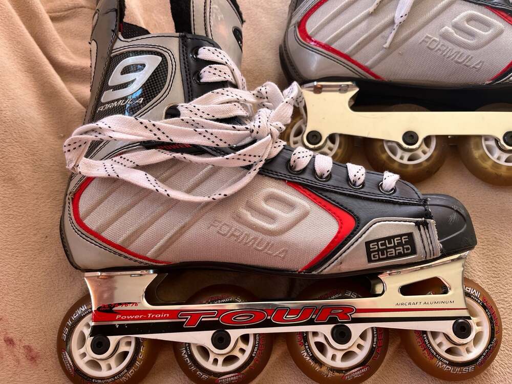 Tour Formula 9 Inline Hockey Skates - Picture 2 of 14